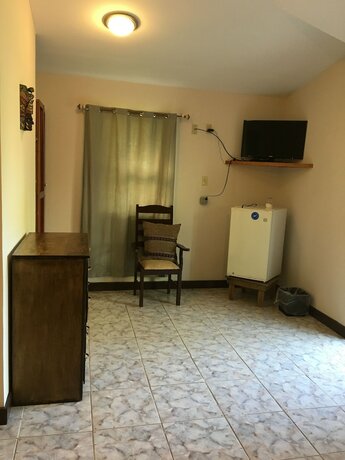 Imagen general del Hotel The Log Cab Inn Resort. Foto 6
