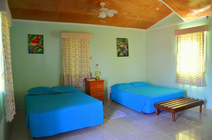 Imagen general del Hotel The Log Cab Inn Resort. Foto 11