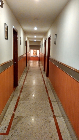 Imagen de los interiores del Hotel The Lohmod. Foto 4