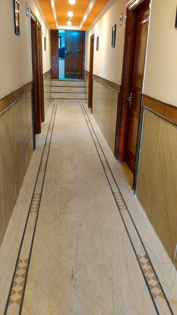 Imagen de los interiores del Hotel The Lohmod. Foto 7