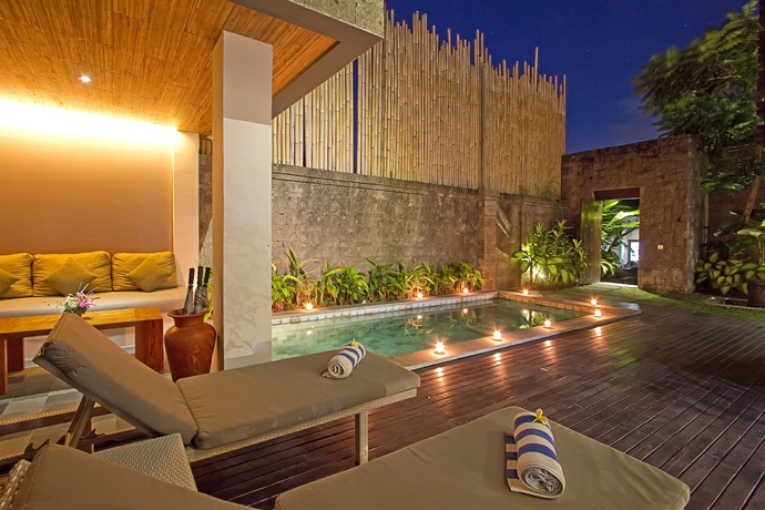 Imagen de los exteriores del Hotel The Lokha Umalas Villas and Spa. Foto 11