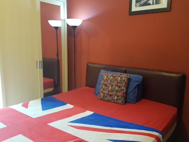 Imagen de la habitación del Hotel The London Living at Kebagusan City. Foto 8