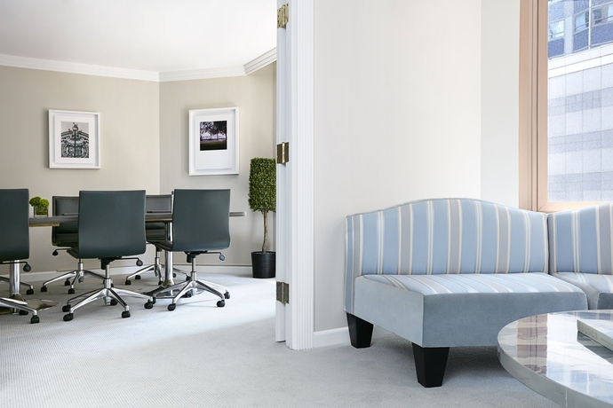 Imagen de la habitación del Hotel The London, a Luxury Collection, New York City. Foto 12