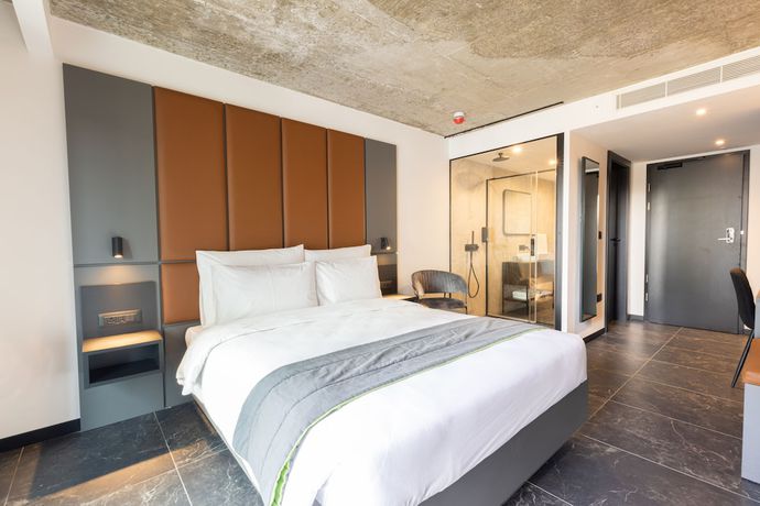 Imagen de la habitación del Hotel The Londoner Hotel St. Julians. Foto 3