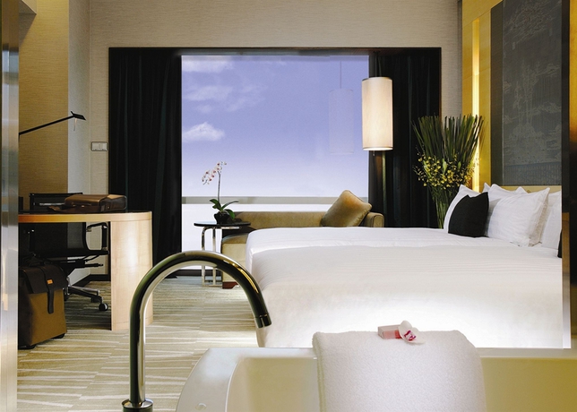 Imagen de la habitación del Hotel The Longemont Shanghai. Foto 4