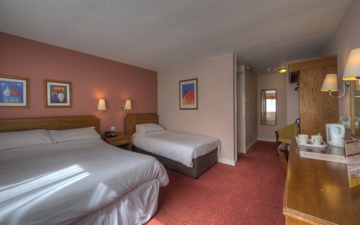Imagen de la habitación del Hotel The Longshoot By Greene King Inns. Foto 15