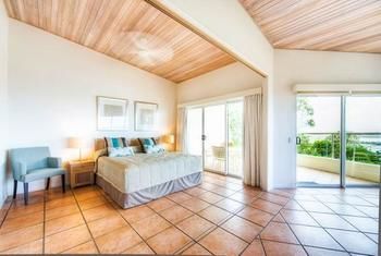 Imagen de la habitación del Hotel The Lookout Resort. Foto 10