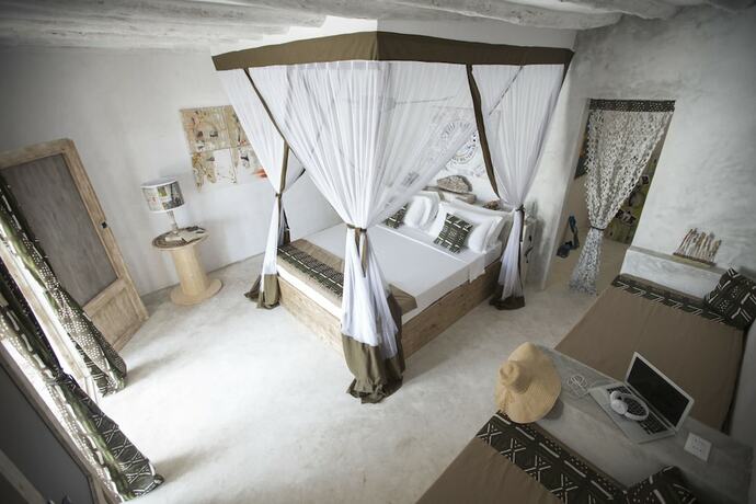 Imagen de la habitación del Hotel The Loop Beach Resort. Foto 18
