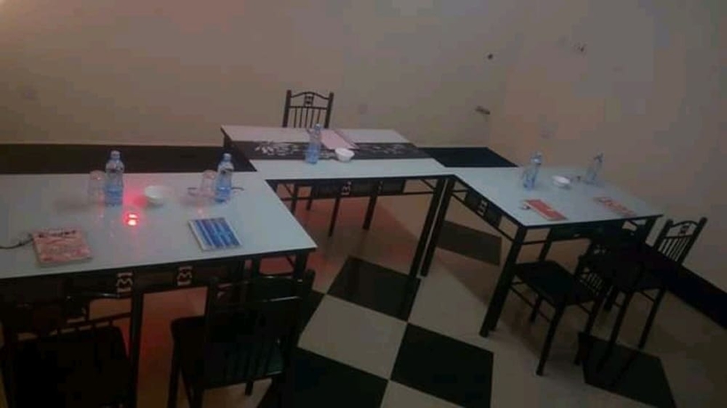 Imagen del bar/restaurante del Hotel The Loop Guest House and Restaurant. Foto 5