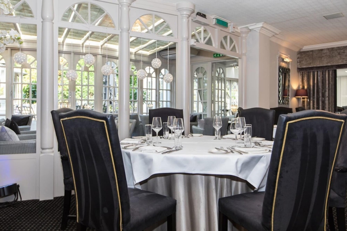 Imagen del bar/restaurante del Hotel The Lord Bute and Restaurant. Foto 4