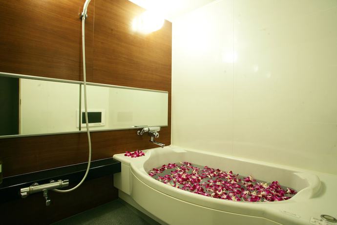 Imagen de la habitación del Hotel The Lotus Bali - Adult Only. Foto 5