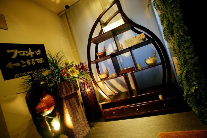 Imagen de los interiores del Hotel The Lotus Bali - Adult Only. Foto 19