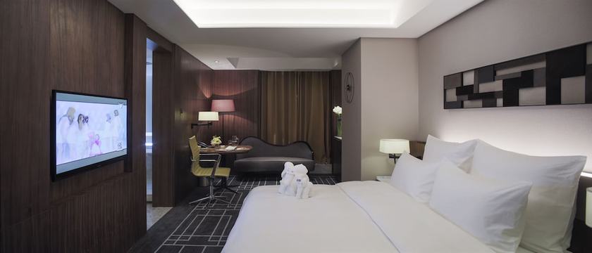 Imagen de la habitación del Hotel The Lotus Chongqing. Foto 11
