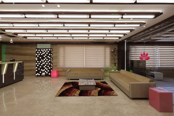 Imagen de los interiores del Hotel The Lotus Park, Ellisbridge. Foto 16