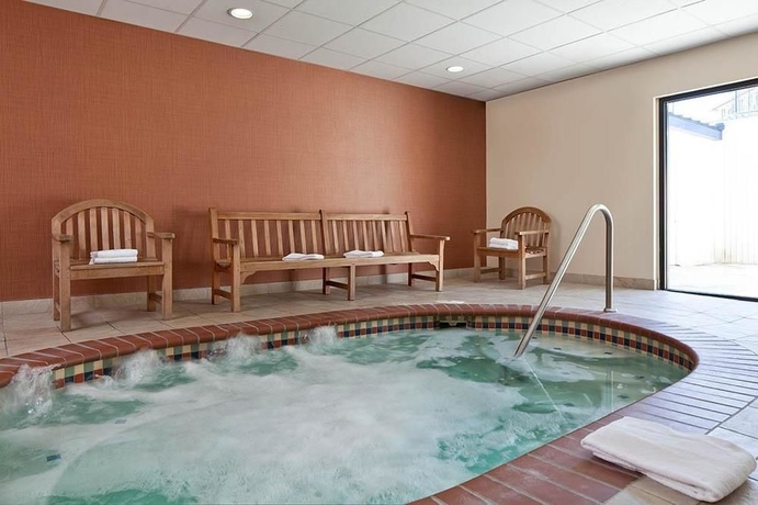 Imagen de la piscina del Hotel The Loyal Inn. Foto 13