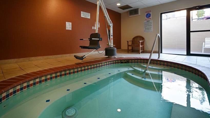 Imagen de los exteriores del Hotel The Loyal Inn. Foto 8