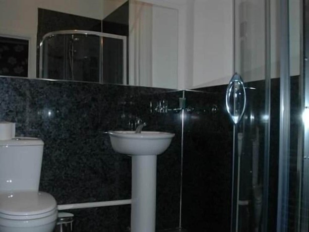 Imagen de la habitación del Hotel The Luib. Foto 15