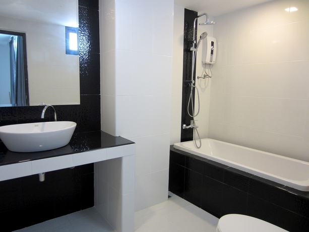 Imagen de la habitación del Hotel The Luna Compass. Foto 12