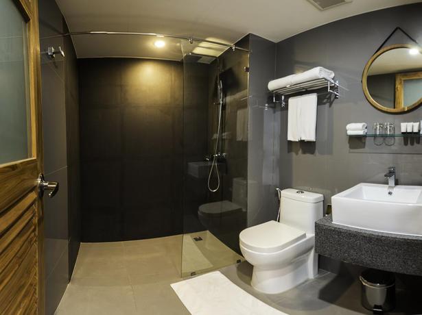 Imagen general del Hotel The Lunar Patong. Foto 8