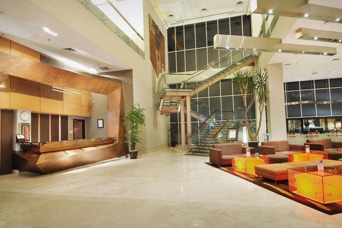 Imagen de los interiores del Hotel The Luxton Bandung. Foto 11