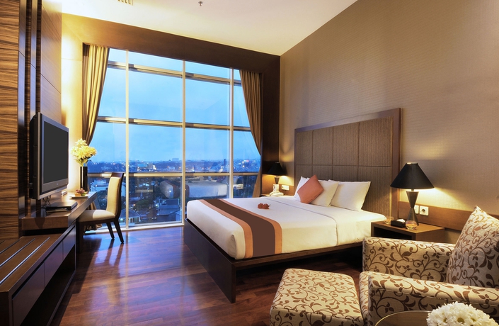 Imagen de la habitación del Hotel The Luxton Bandung. Foto 9