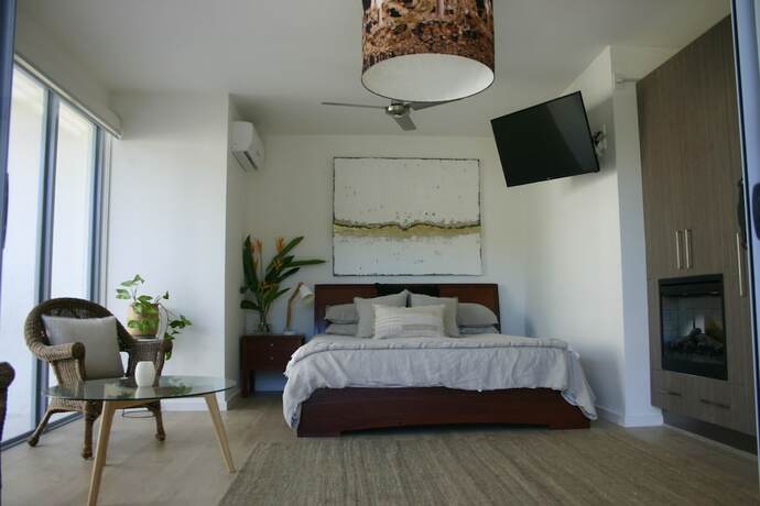 Imagen de la habitación del Hotel The Luxury Eco Rainforest Retreat. Foto 5