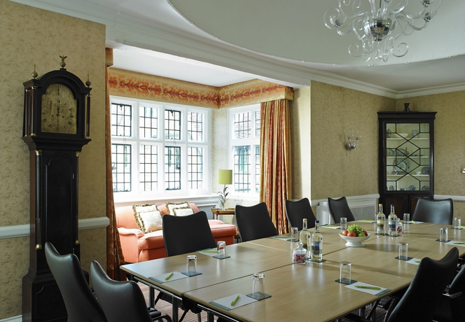 Imagen del bar/restaurante del Hotel The Lygon Arms - An Iconic Luxury. Foto 3