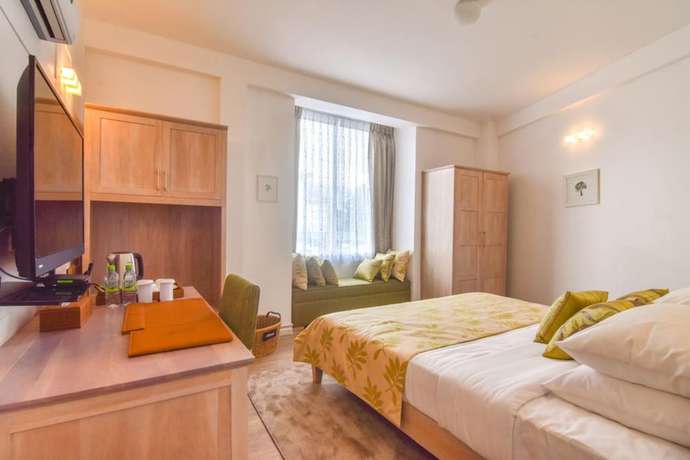 Imagen de la habitación del Hotel The Lynden Grove. Foto 15