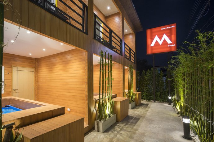 Imagen de los exteriores del Hotel The M Pool Villas Bangkok - Bts Ekkamai. Foto 16