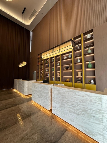 Imagen de los interiores del Hotel The MAJULAN. Foto 16