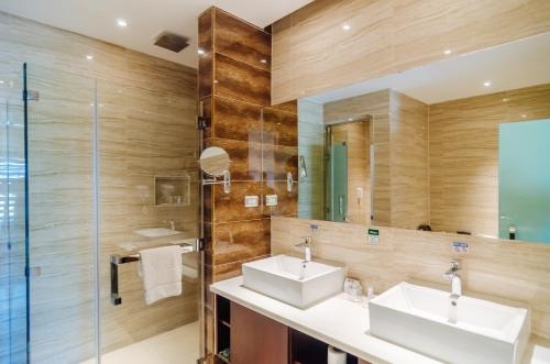 Imagen de la habitación del Hotel The MG Grand Hotel - Subic. Foto 9