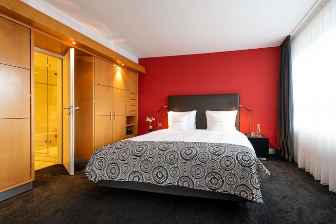 Imagen de la habitación del Hotel The Madison Hamburg. Foto 12