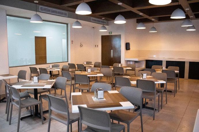 Imagen del bar/restaurante del Hotel The Magic. Foto 4