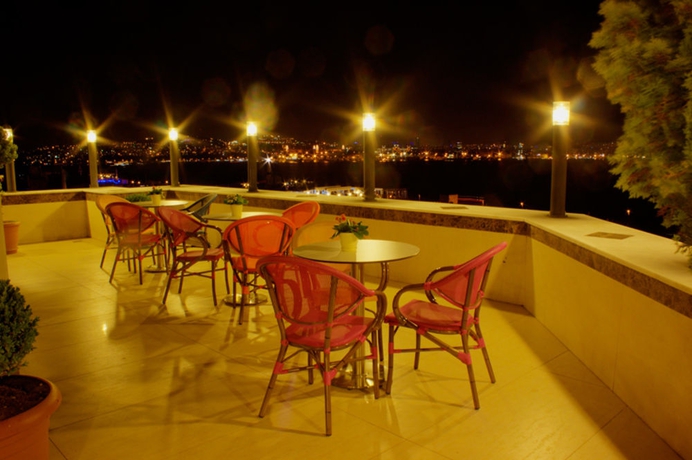 Imagen de los exteriores del Hotel The Magnaura Palace. Foto 4