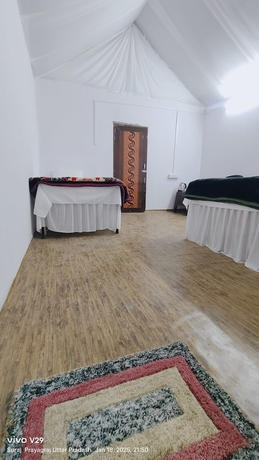 Imagen de la habitación del Hotel The Mahakumbh Vatika. Foto 6