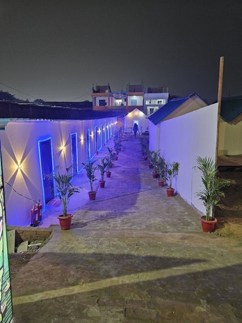 Imagen de la habitación del Hotel The Mahakumbh Vatika. Foto 14