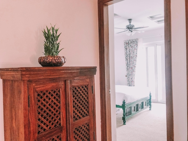 Imagen de los interiores del Hotel The Mahal Luxurious Homestay. Foto 15