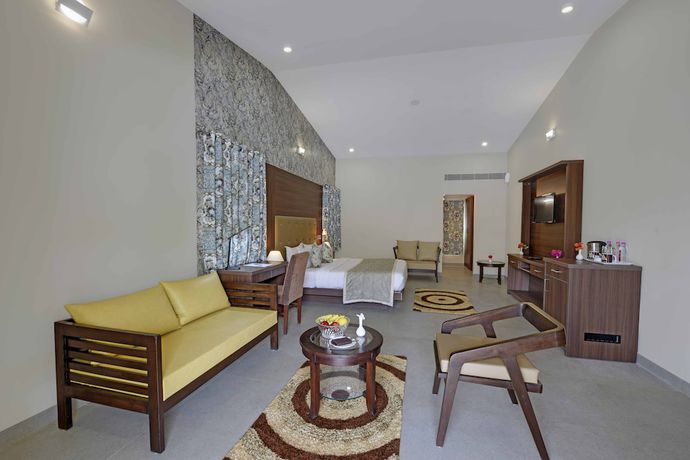 Imagen de la habitación del Hotel The Maharana Bagh. Foto 6