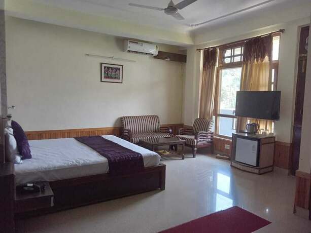 Imagen general del Hotel The Mahesh Regency. Foto 2