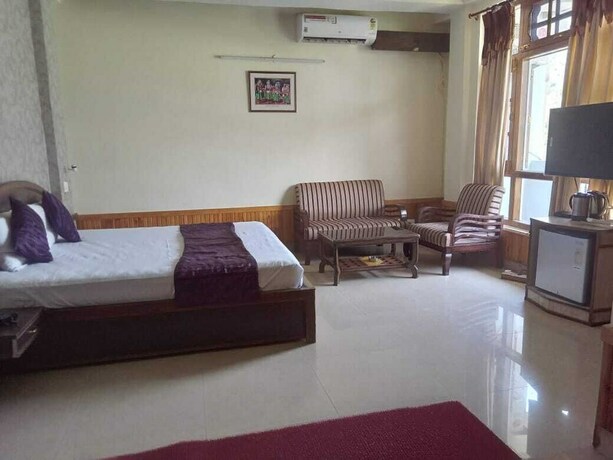 Imagen general del Hotel The Mahesh Regency. Foto 6