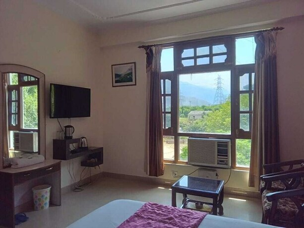 Imagen general del Hotel The Mahesh Regency. Foto 7