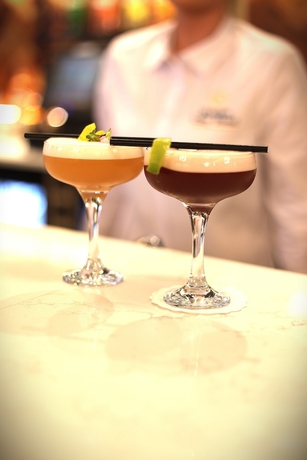 Imagen del bar/restaurante del Hotel The Maiden City. Foto 3