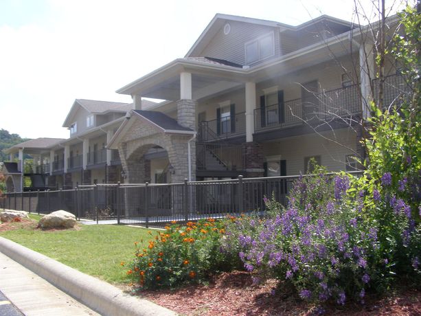 Imagen de la piscina del Hotel The Majestic, Branson. Foto 12