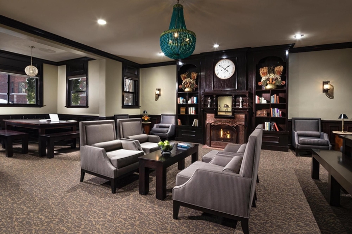 Imagen general del Hotel The Majestic, Chicago. Foto 2