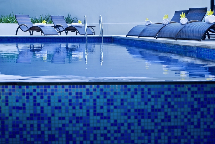 Imagen de la piscina del Hotel The Majestic Malacca. Foto 12