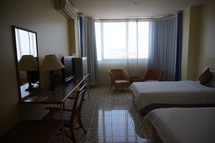 Imagen de la habitación del Hotel The Majestic Sakon Nakhon. Foto 9