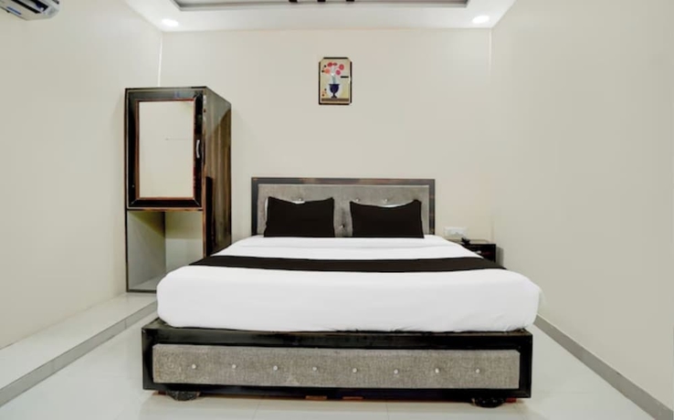 Imagen de la habitación del Hotel The Majestic Taj. Foto 12