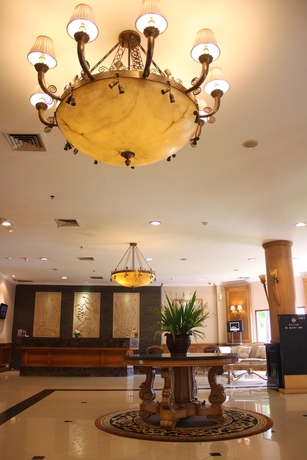Imagen de los interiores del Hotel The Majesty Hotel. Foto 19