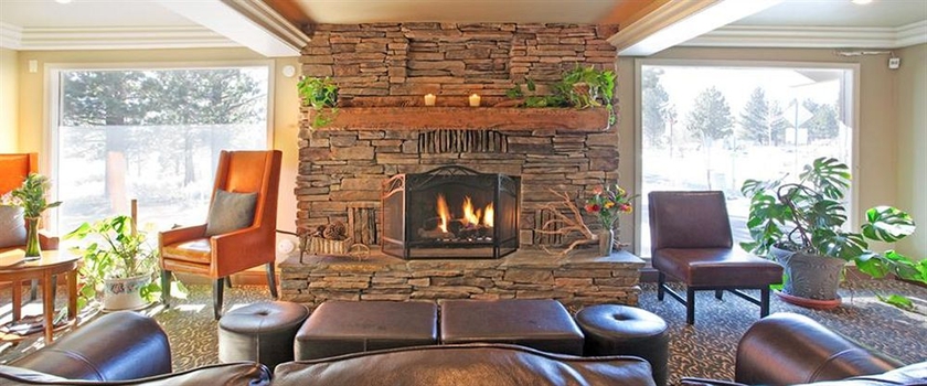 Imagen de los interiores del Hotel The Mammoth Creek Inn. Foto 5