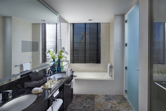 Imagen de la habitación del Hotel The Mandarin Oriental. Foto 6